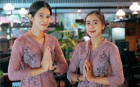 Paku Mas Hotel